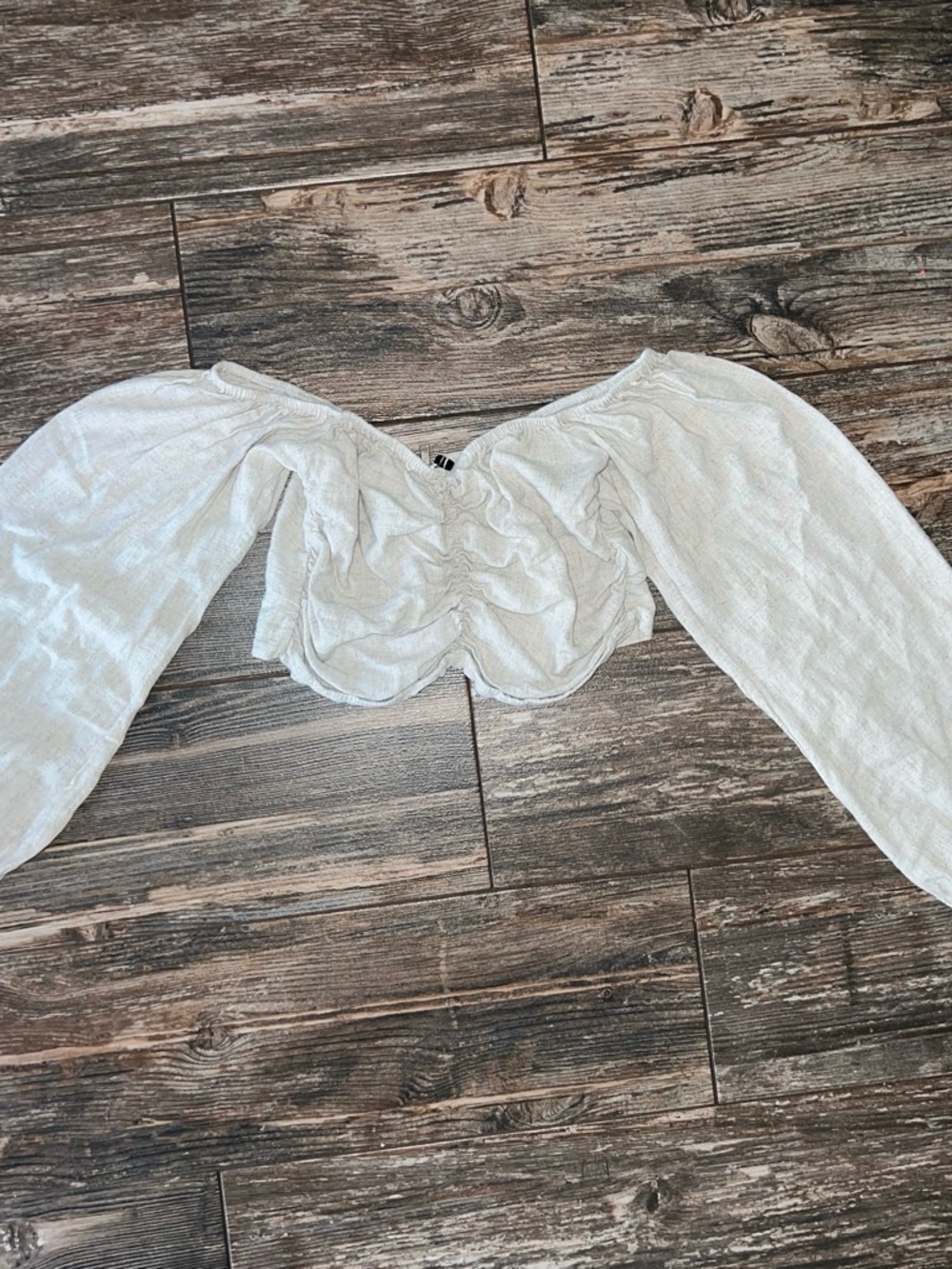 Super cropped long sleeve top